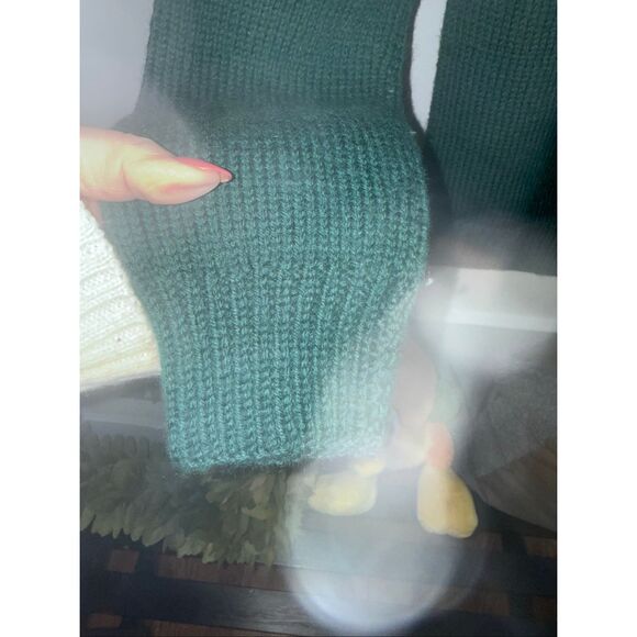 Vintage Breffni Crafts Leslie Poole Green Wool Blend Fair Isle Sweater sz 38 U.S - Picture 3 of 5